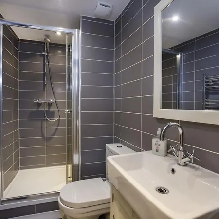 The Kings 3 In The Heart Of - Location *