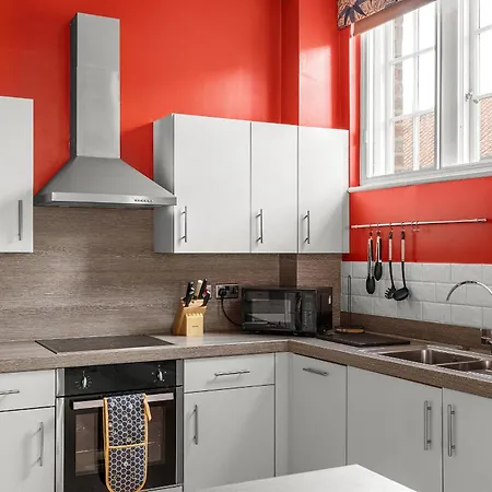 아파트 The Kings 3 In The Heart Of - Location *