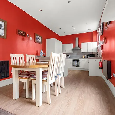 The Kings 3 In The Heart Of - Location * York