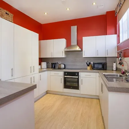 The Kings 3 In The Heart Of - Location * York